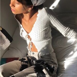 Women's Tie-Front Ribbed Knit Top - White BDG